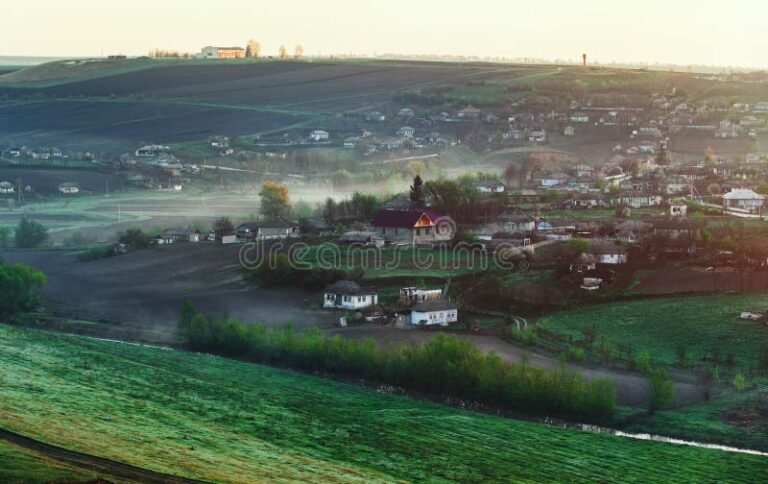 Quali Sono Le Migliori Cose Da Vedere In Moldavia Durante Una Visita 42 paesaggio rurale della moldavia al tramonto