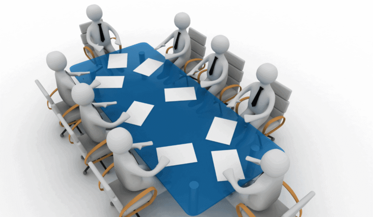 un gruppo di persone in assemblea condominiale