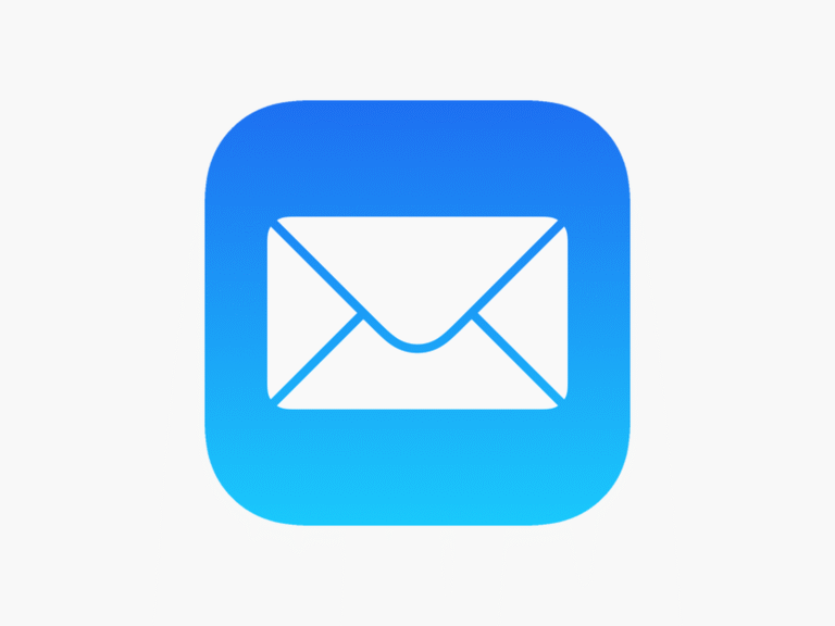 un iphone con icona della mail in evidenza