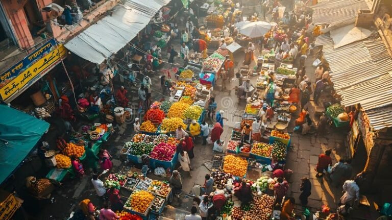 un mercato affollato con bancarelle colorate 1