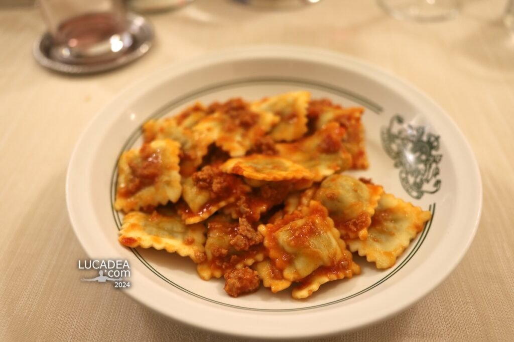 Cosa sapere su "Così Com'è" a Varese e le sue specialità 8 Cosa sapere su “Così Com’è” a Varese e le sue specialità