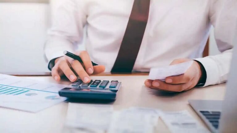 Che cos'è l'ammortamento dei beni strumentali nel regime forfettario 24 una calcolatrice e beni strumentali in uso