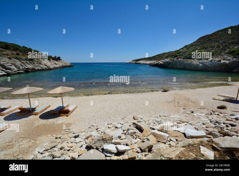Quali sono i lavori che permettono di avere il sabato e la domenica liberi 2 una spiaggia tranquilla con ombrelloni e sole